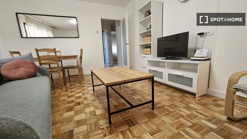 Habitación 75 m², Oviedo