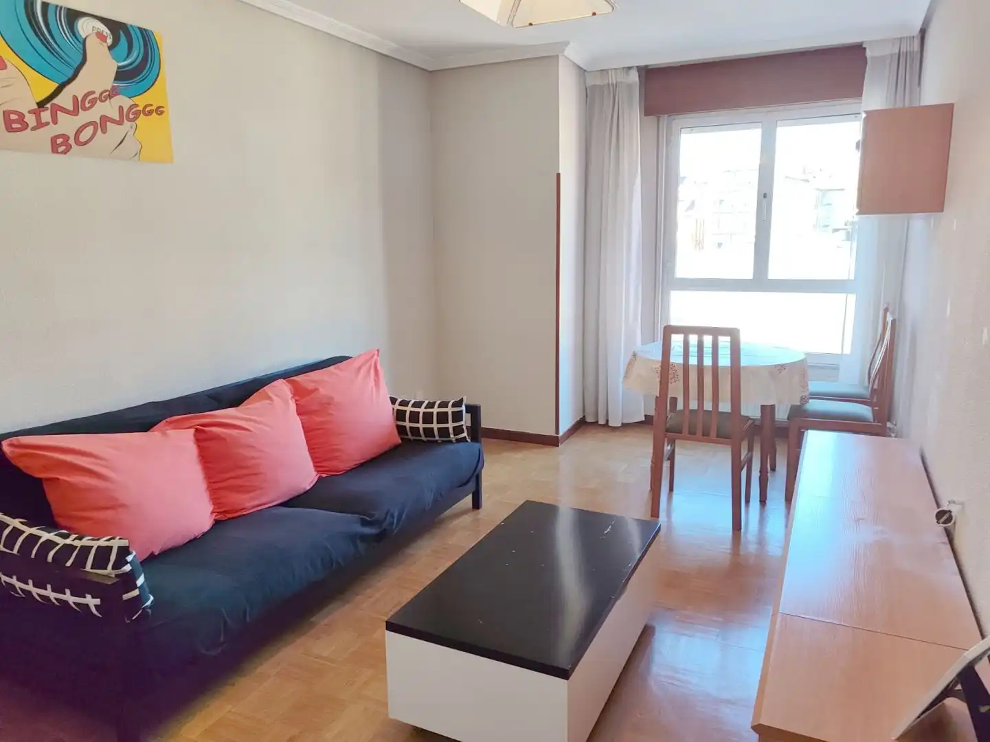 Piso de 49 m² en Oviedo
