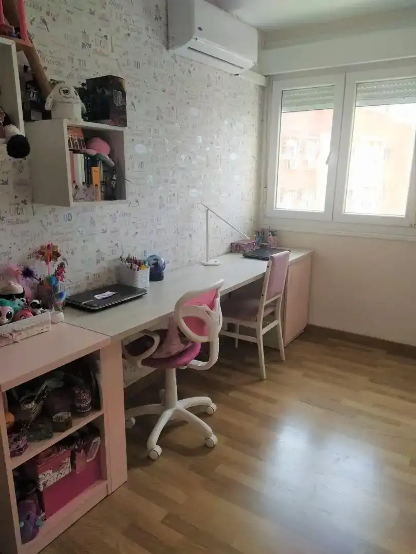 Habitación 90 m², Almería