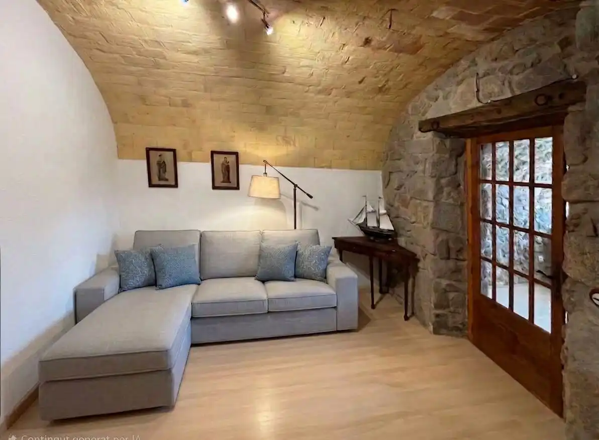 Casa de 300 m² a Palau-saverdera