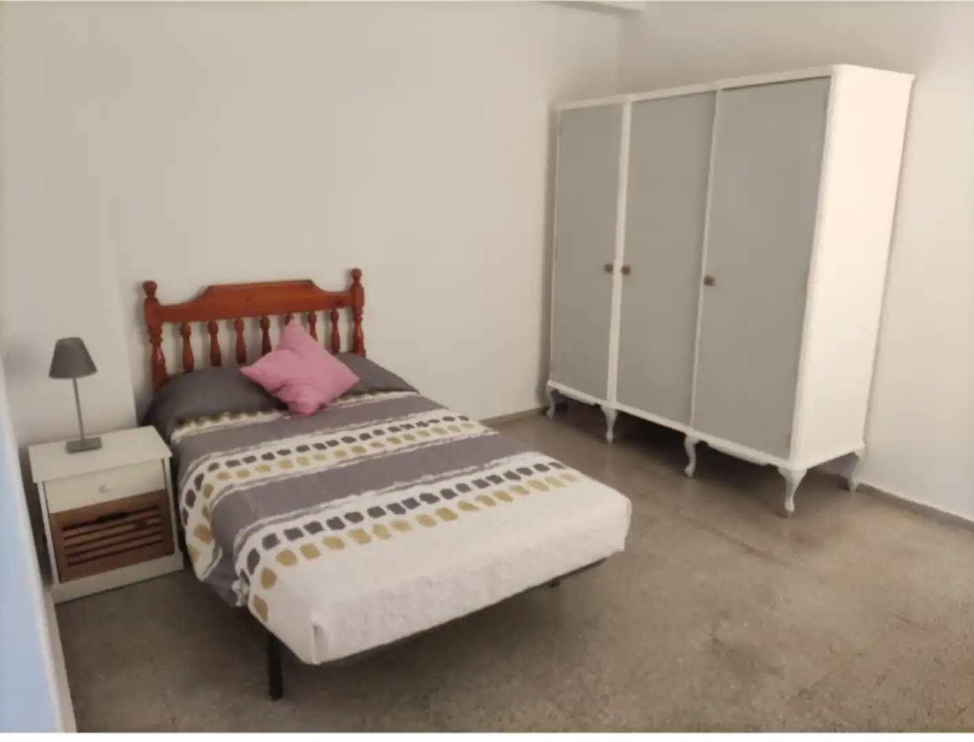 Pis de 63 m² a Còrdova