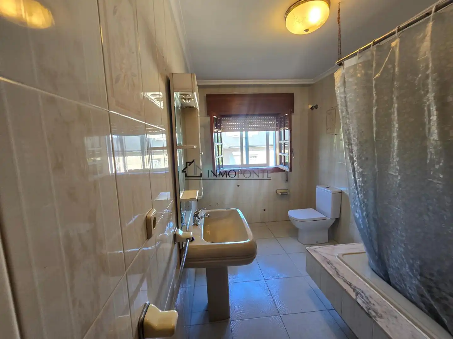 Piso de 258 m² en Vilaboa