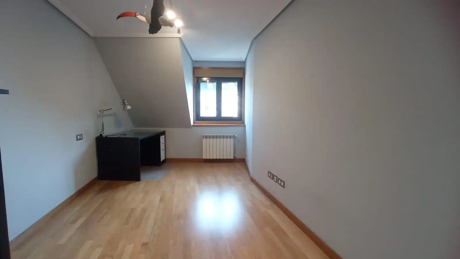 Piso de 93 m² en Oviedo