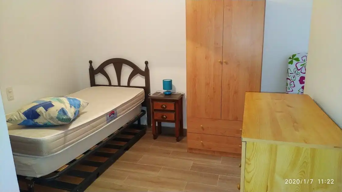 Piso de 100 m² en Linares