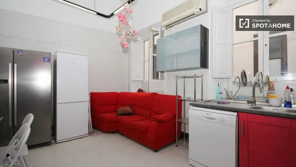 Habitación 360 m², Granada