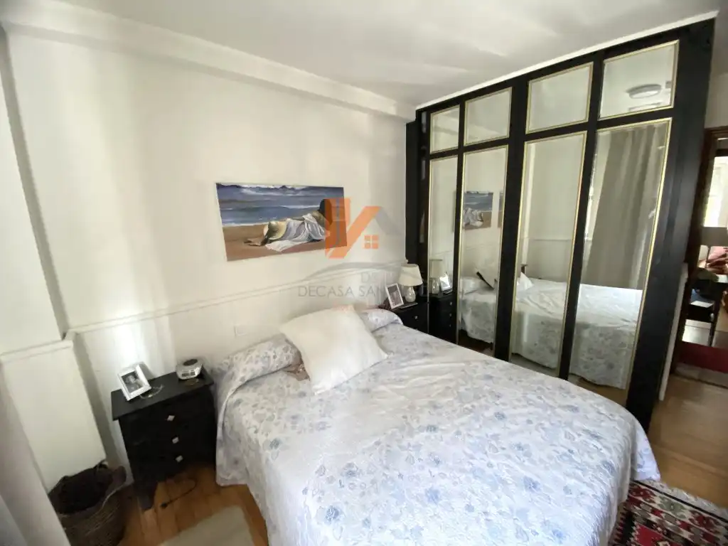 Pis de 77 m² a Santiago de Compostel·la