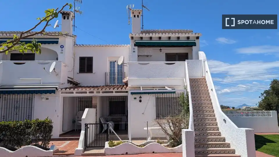 Habitación en alquiler, Dénia