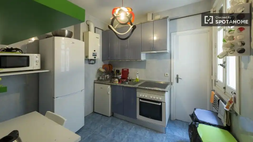 Habitación 150 m², Madrid