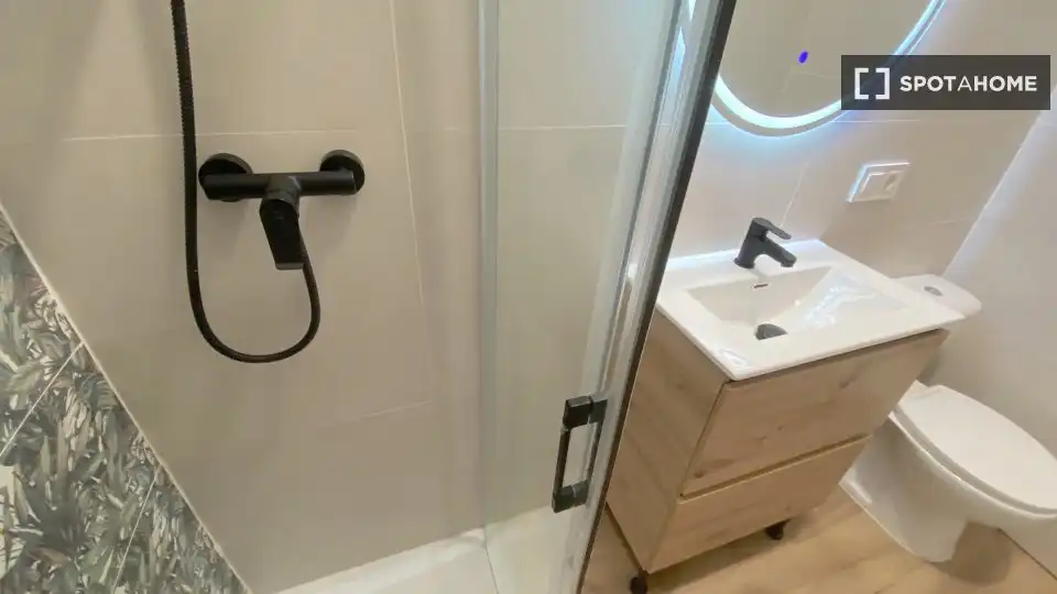 Habitación 230 m², Sevilla