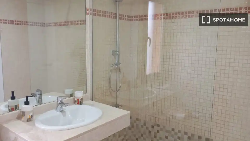 Habitación 196 m², Antigua