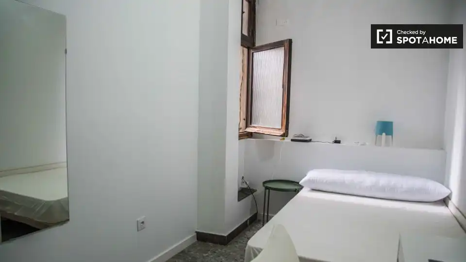 Habitación 300 m², Valencia