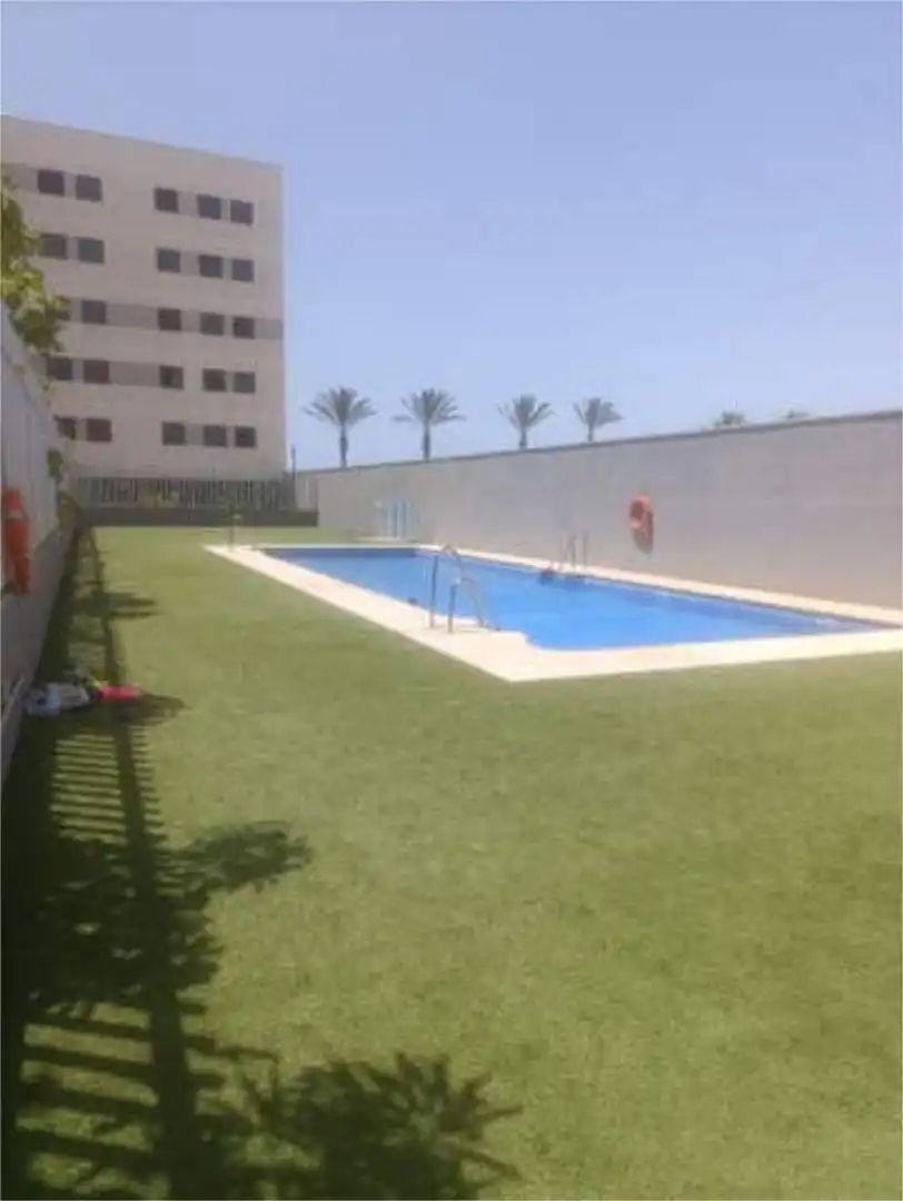 Piso de 74 m² en Roquetas de Mar