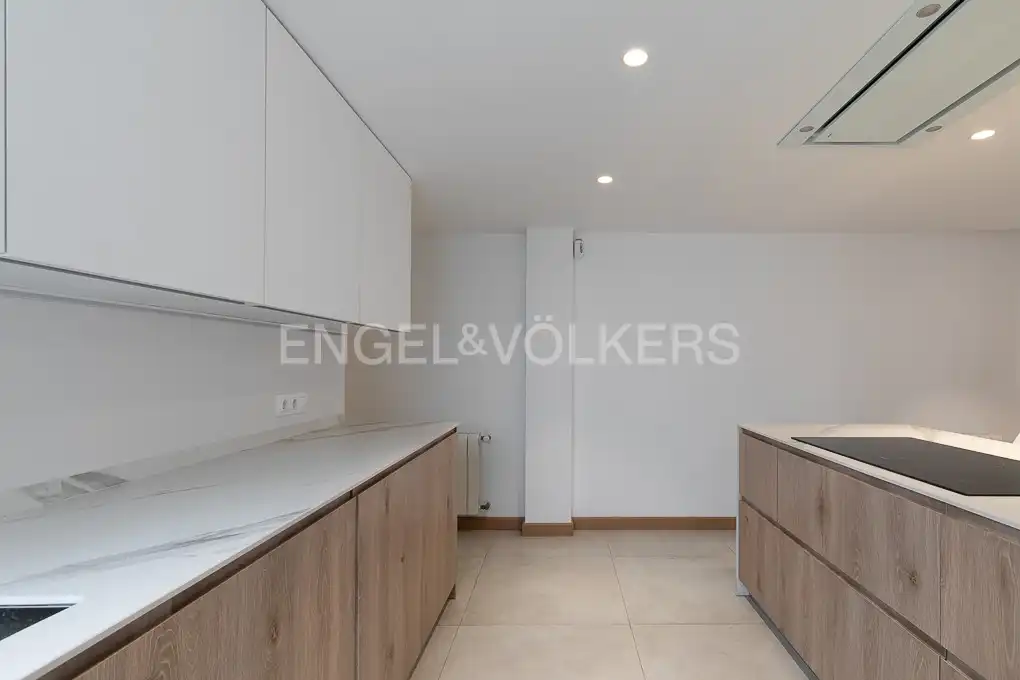 Piso de 140 m² en Valencia