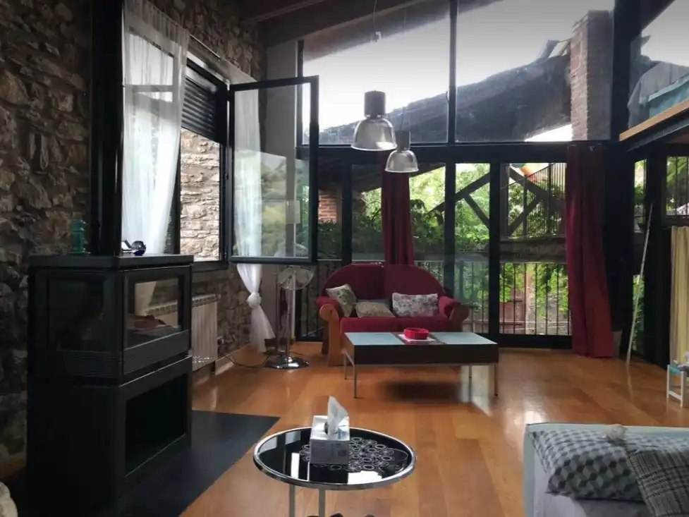 Casa de 200 m² en Alàs i Cerc