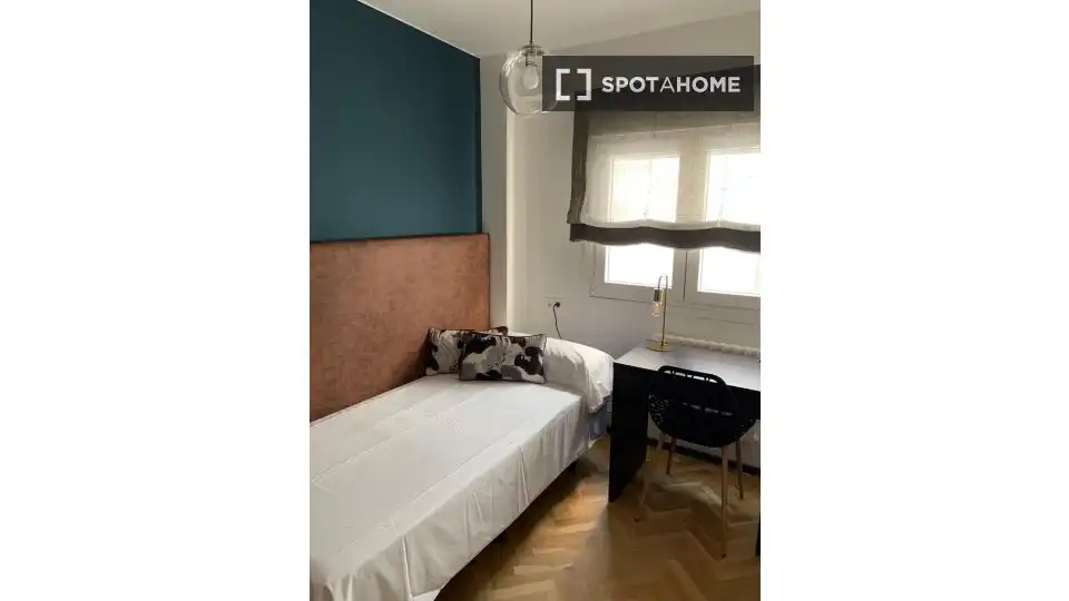 Habitación 81 m², Zaragoza