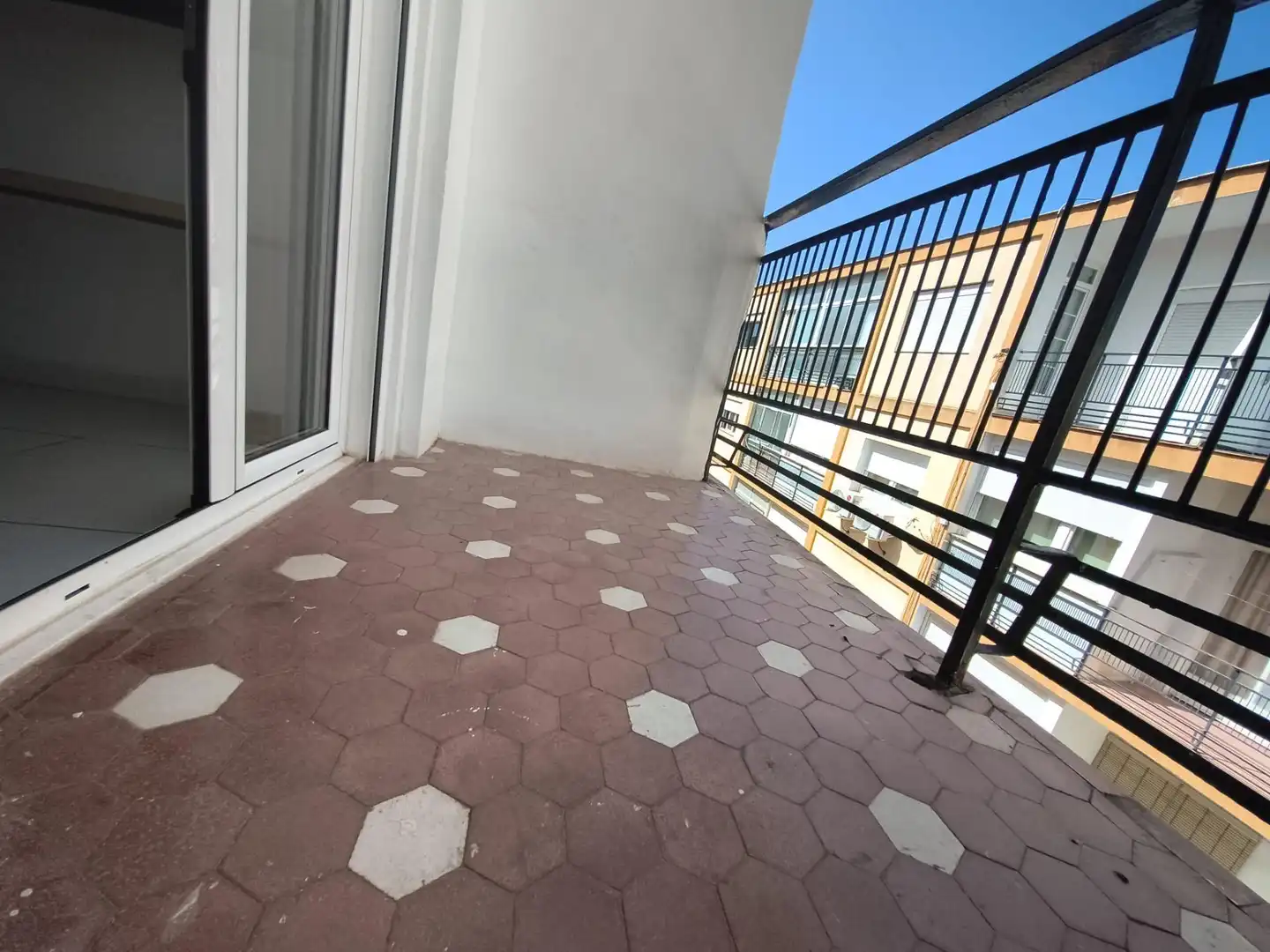 Piso de 90 m² en Granada