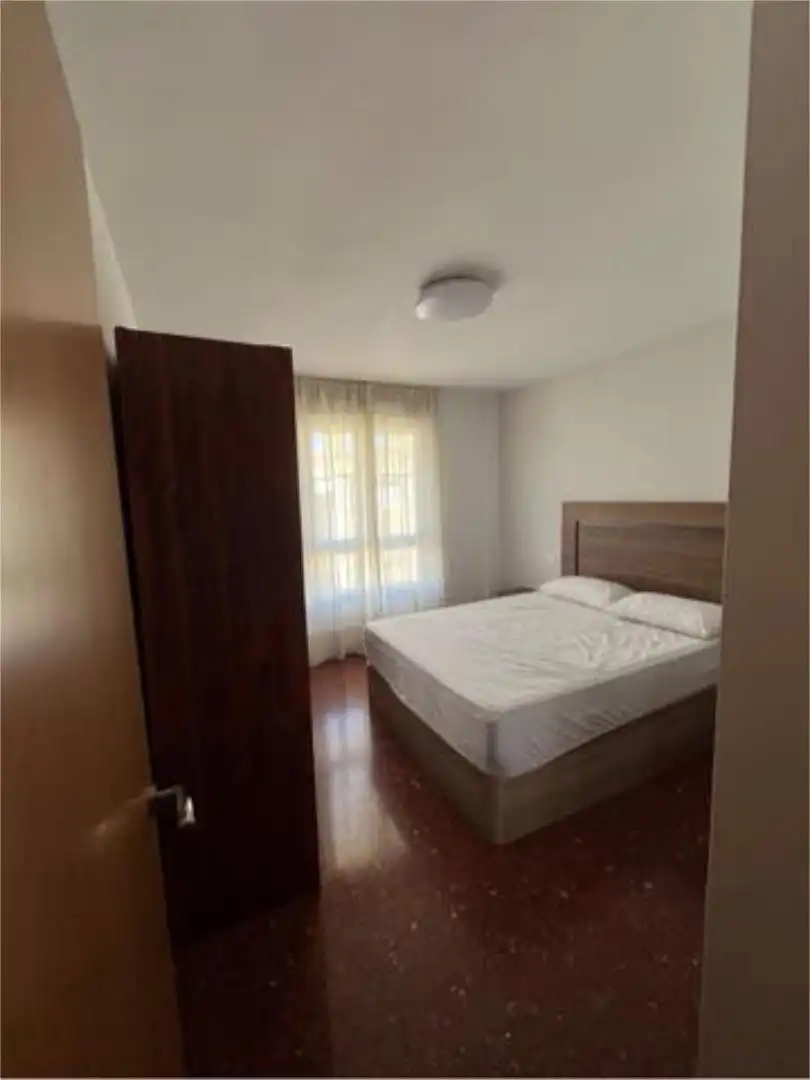 Wohnung 90 m² in Granada
