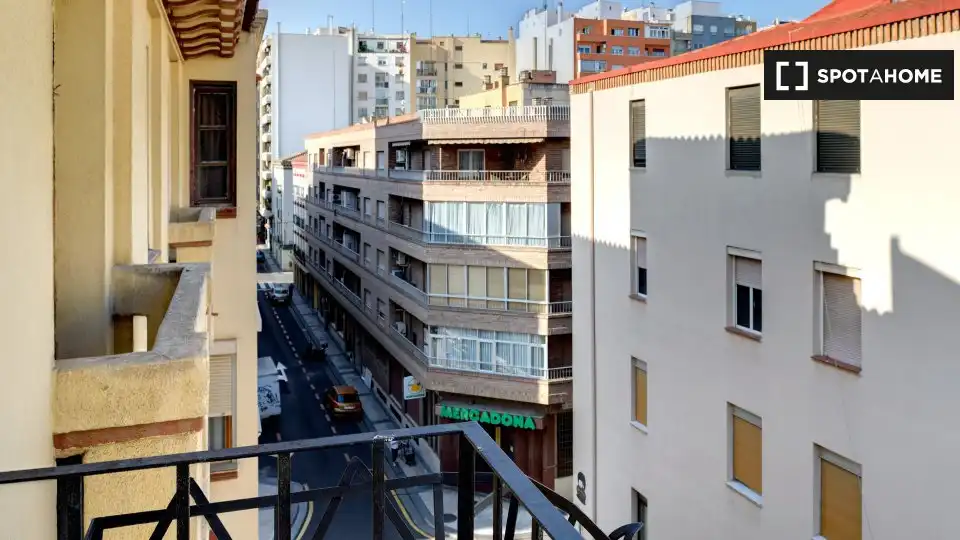 Habitación 115 m², Zaragoza
