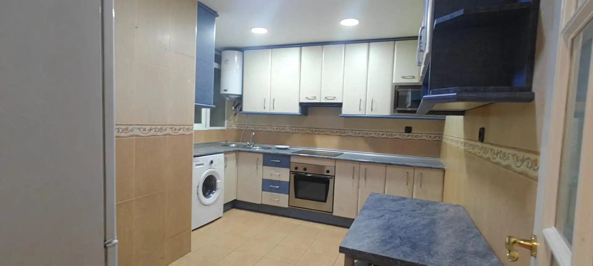 Habitación 186 m², Granada
