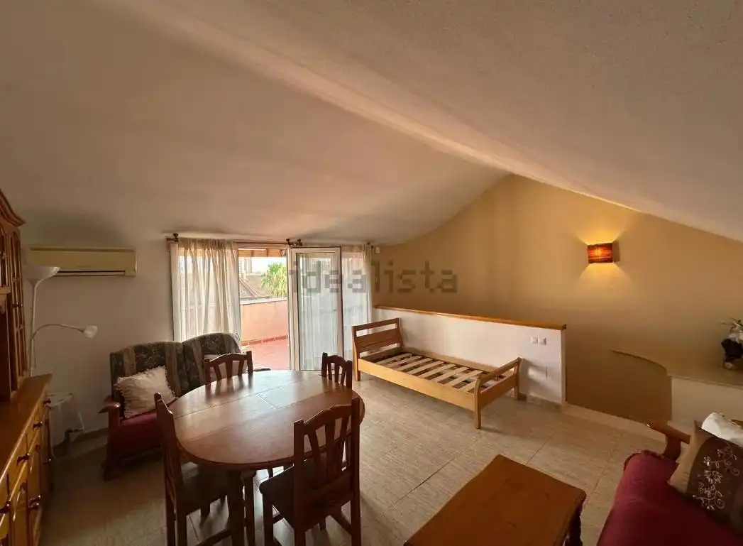 Casa de 240 m² en Alicante