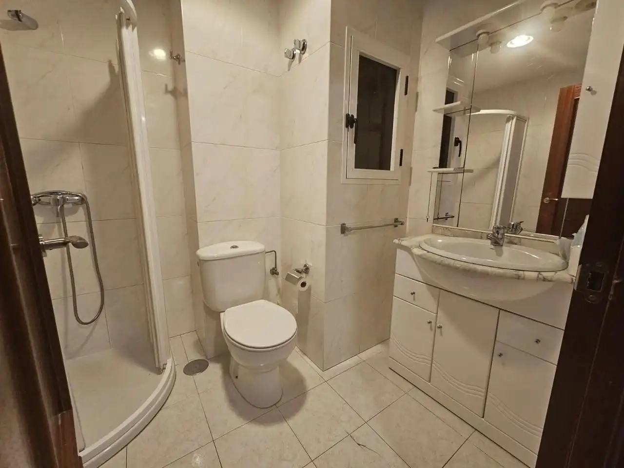 Habitación 108 m², Ourense