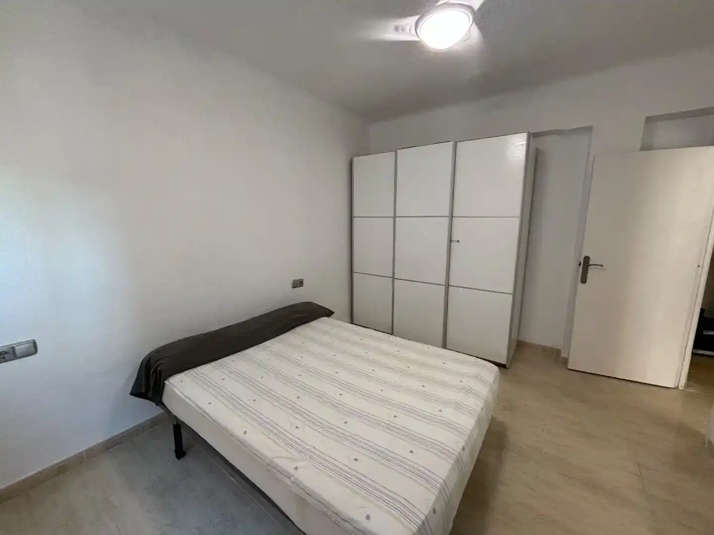 Piso de 100 m² en Almería