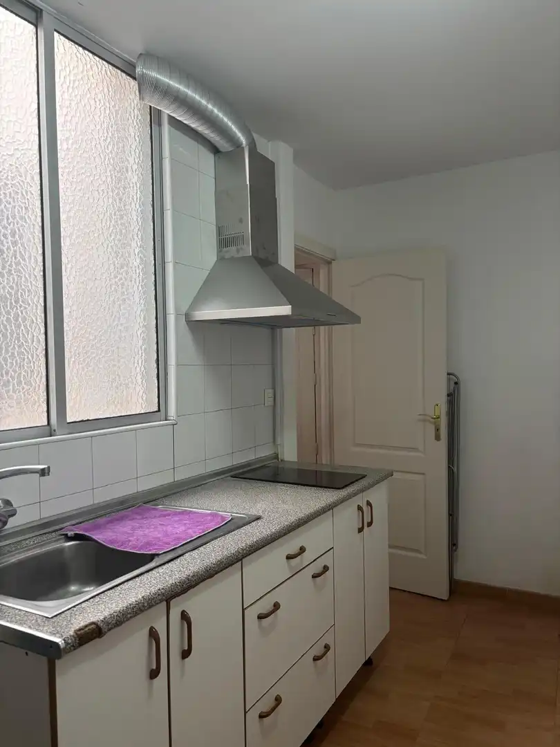 Piso de 75 m² en Granada