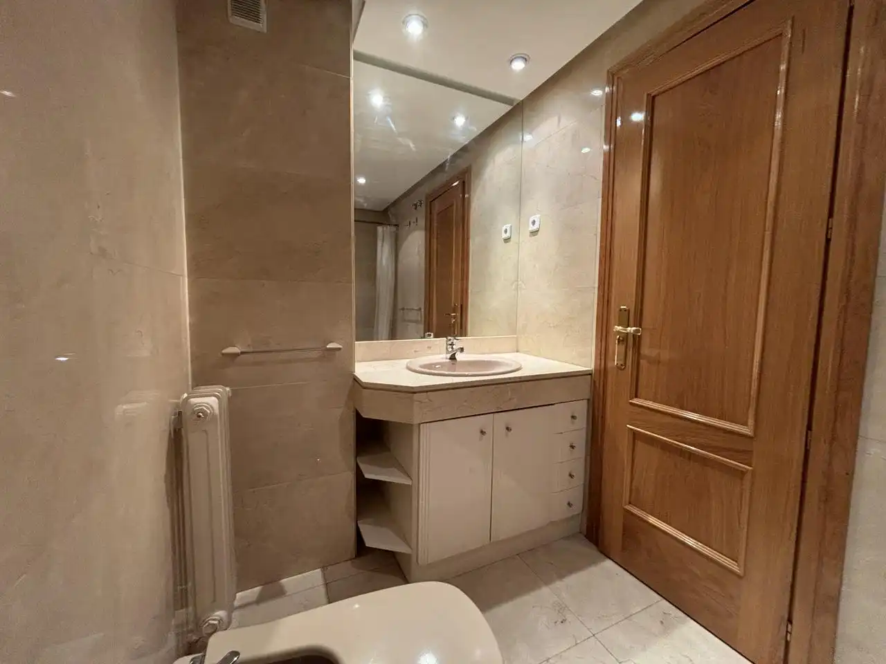Wohnung 64 m² in Madrid