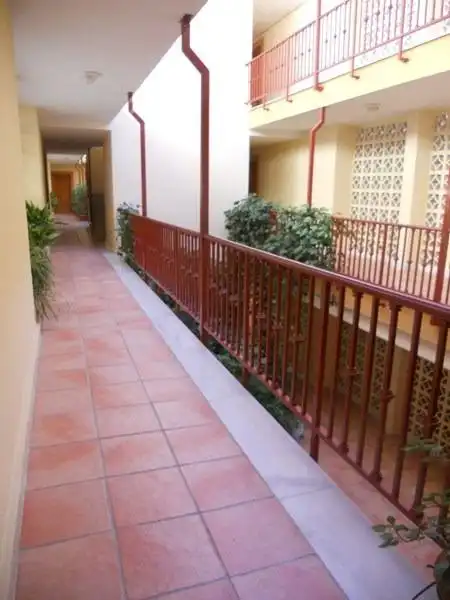 Piso de 89 m² en Gójar
