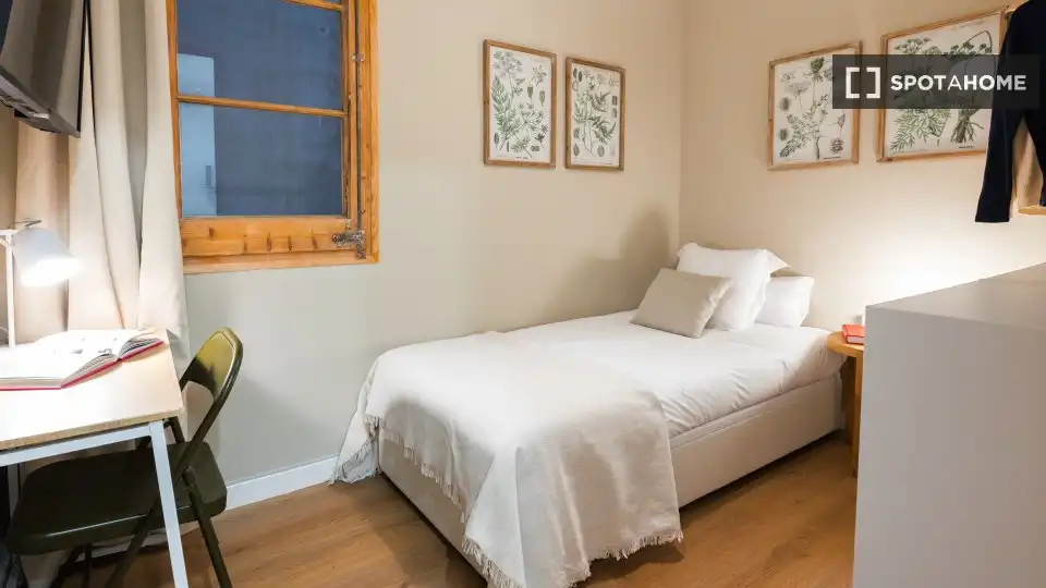 Habitación 75 m², Barcelona