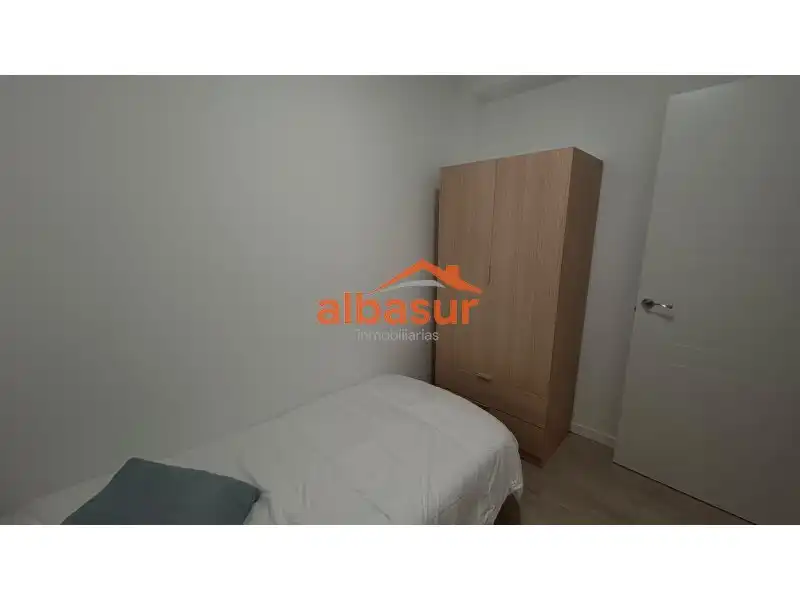 Pis de 57 m² a Còrdova