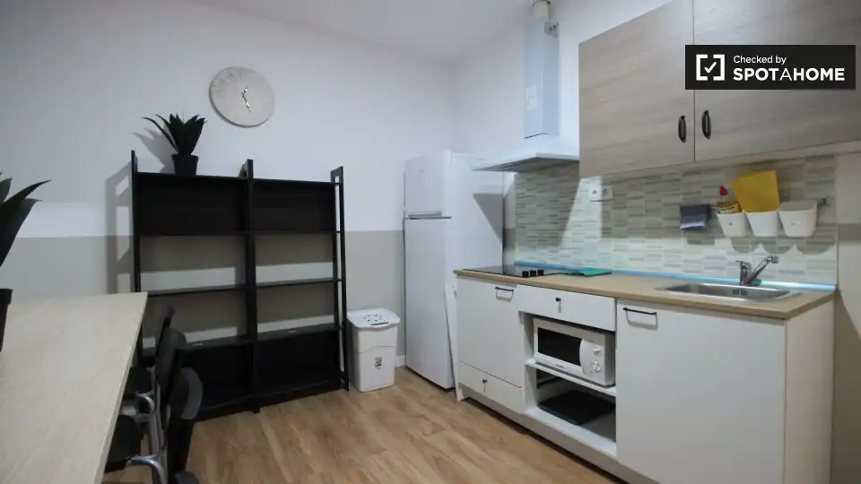 Habitación 100 m², Barcelona