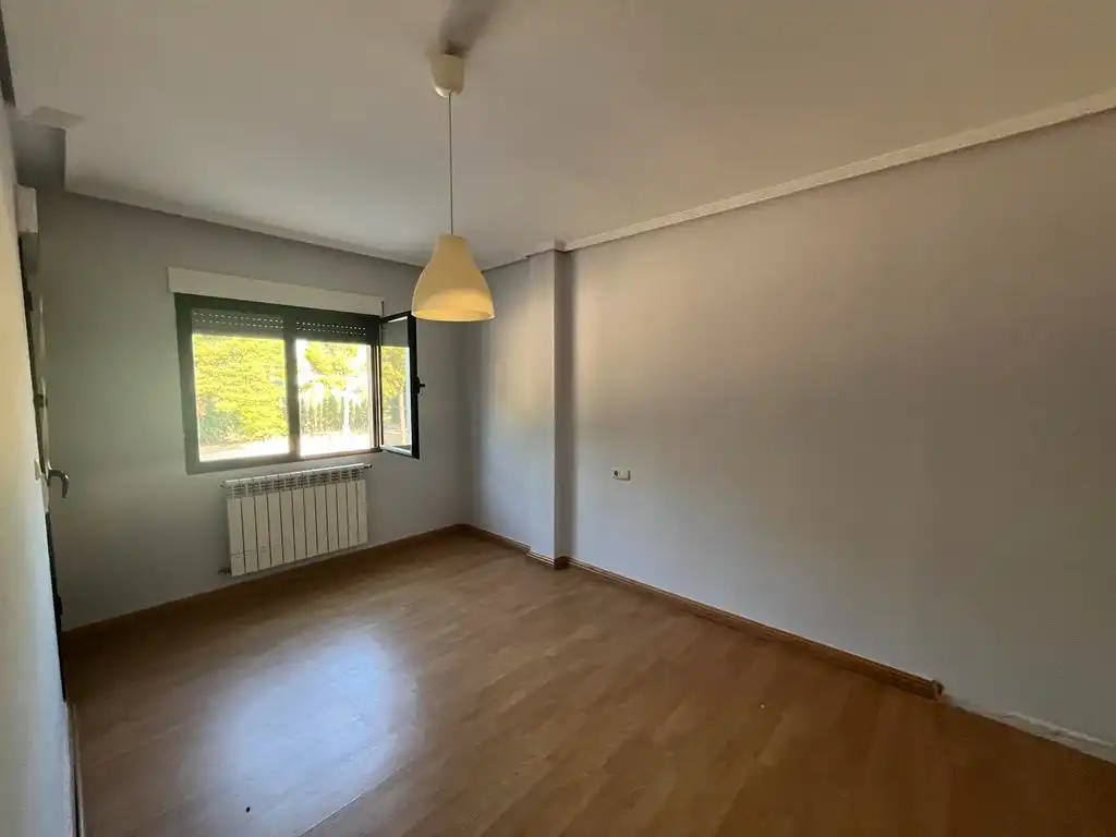 Piso de 260 m² en Albacete