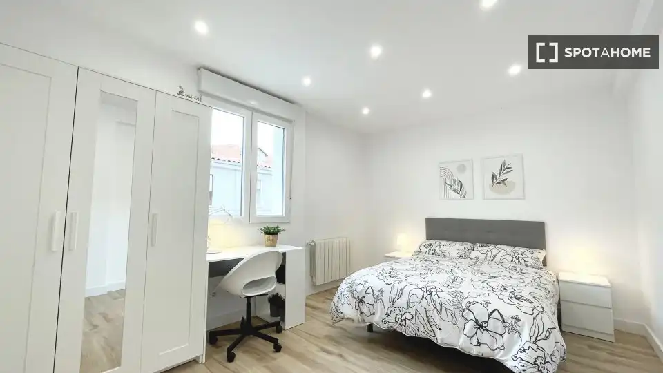 Habitación 90 m², Santander
