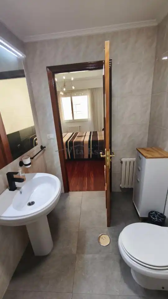 Wohnung 101 m² in Ourense