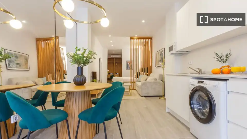 Habitación 46 m², Sevilla