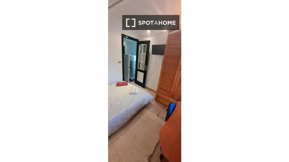 Habitación 69 m², Vigo