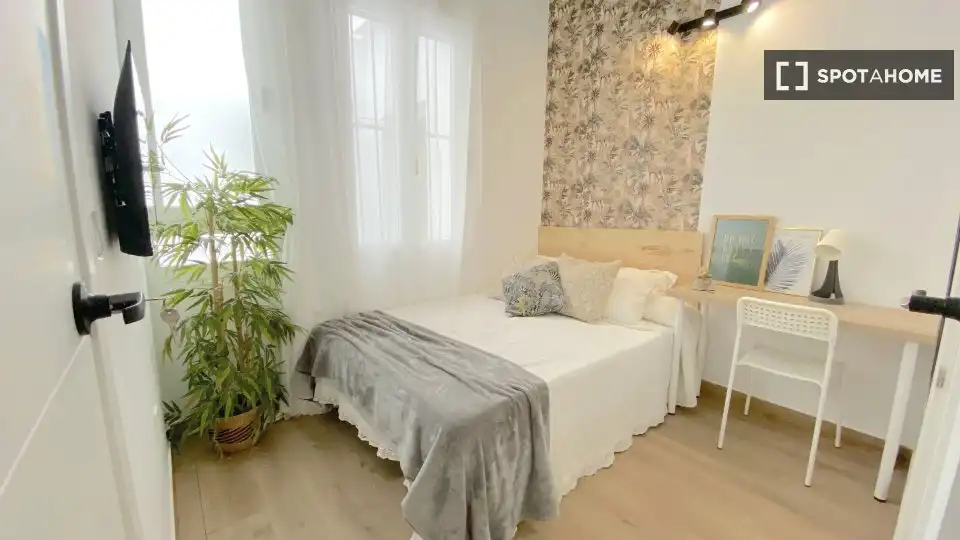 Habitación 230 m², Sevilla