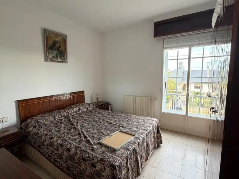 Appartement 180 m² à Celanova