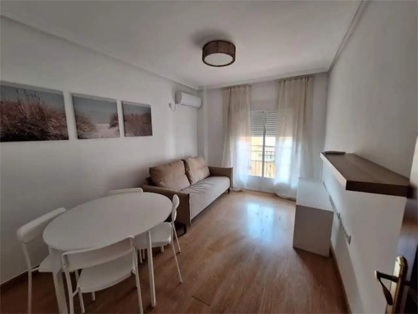 Piso de 85 m² en Linares