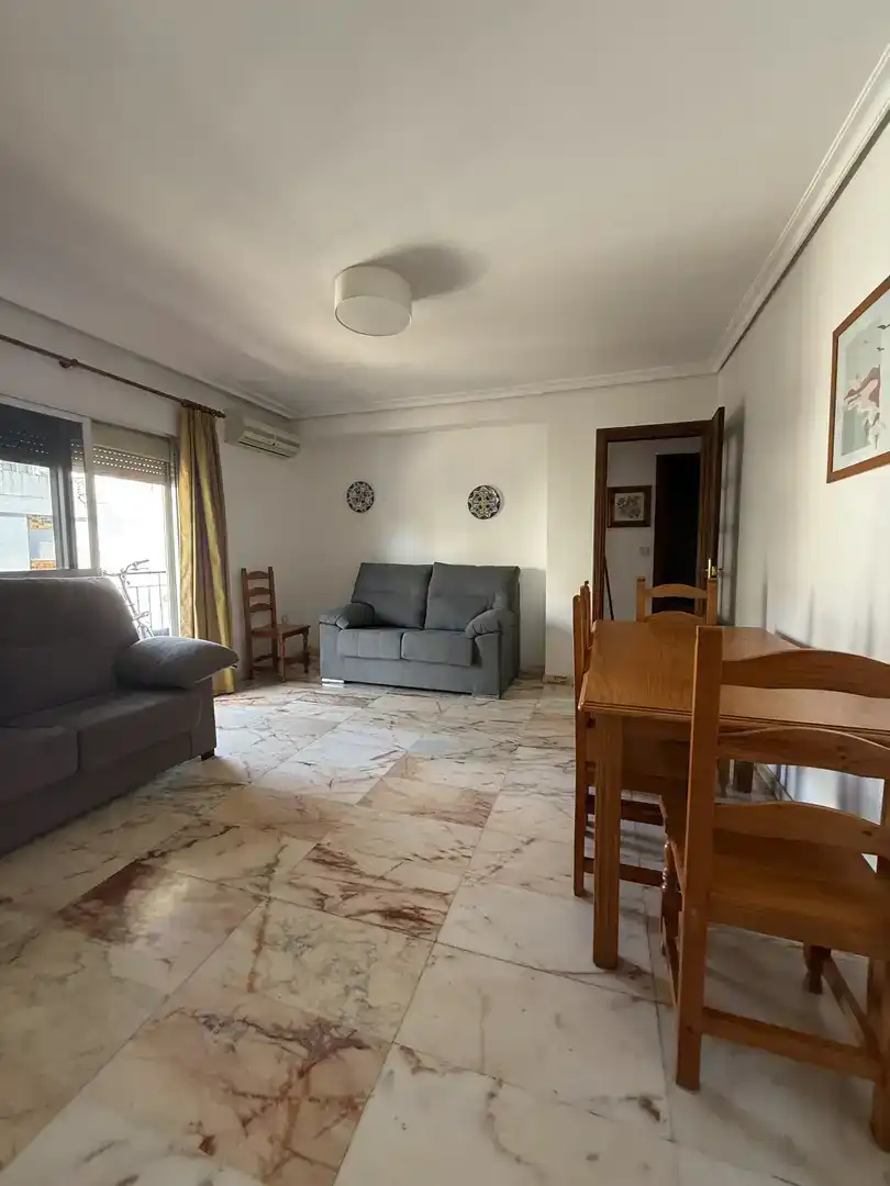 Habitación 100 m², Sevilla