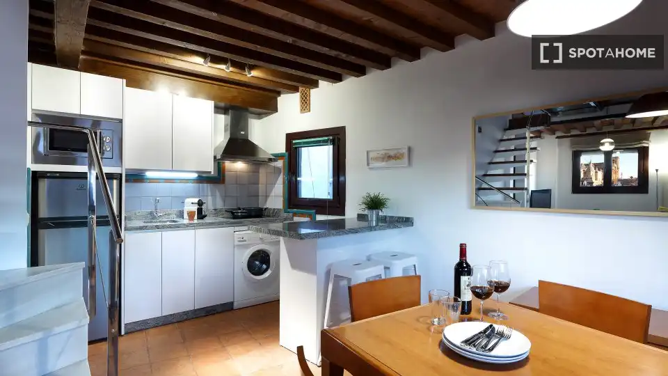 Habitación 75 m², Granada