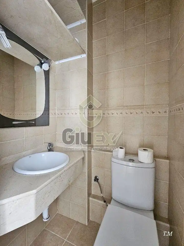 Piso de 80 m² en Cáceres