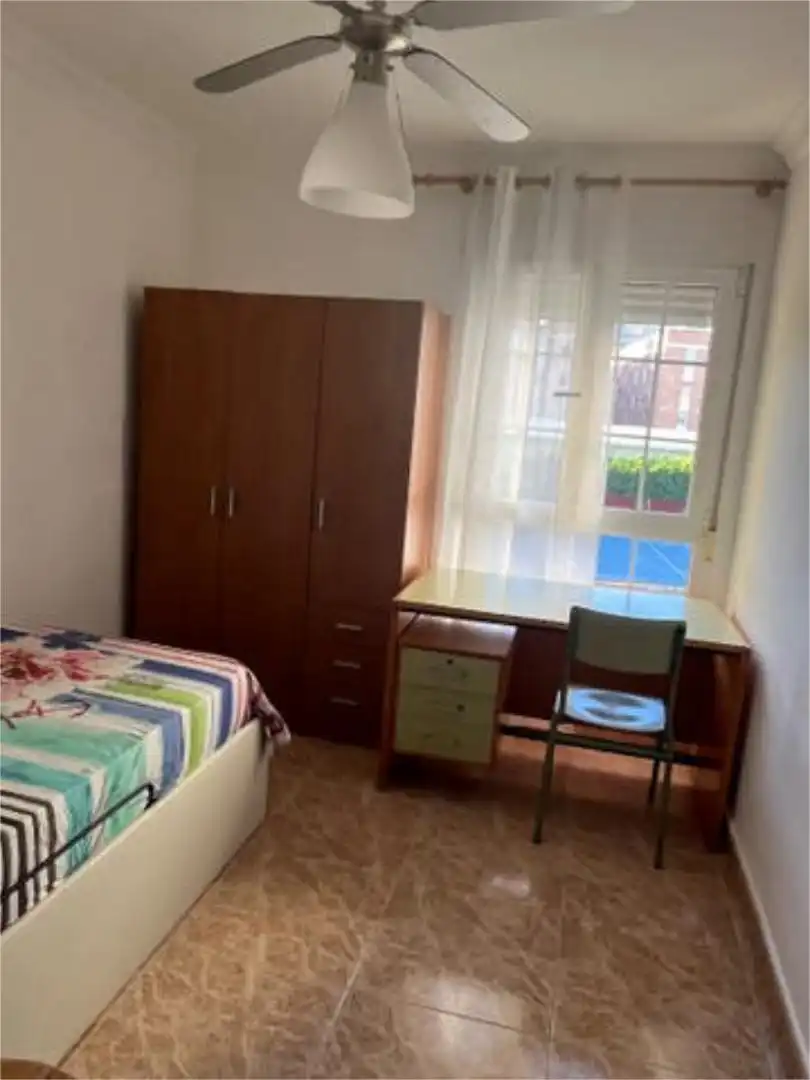 Piso de 120 m² en Almería