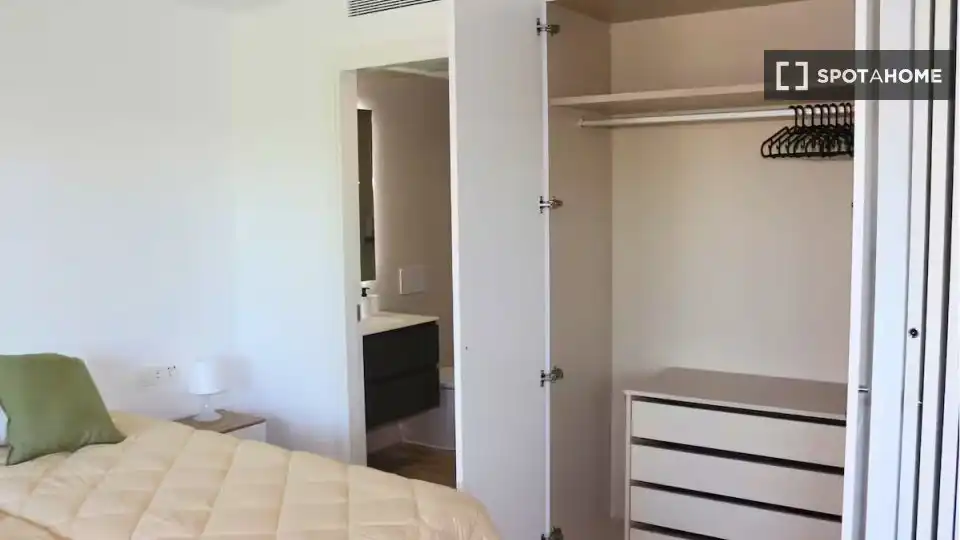 Habitación en alquiler, Casares