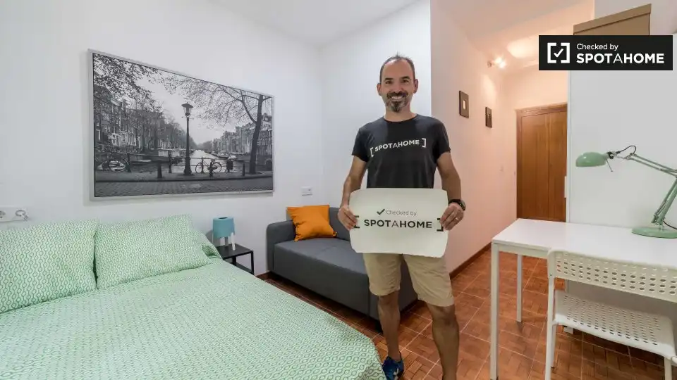 Habitació de lloguer, València