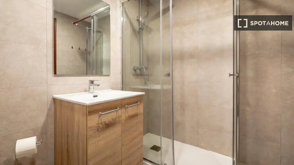 Chambre à louer, Valence