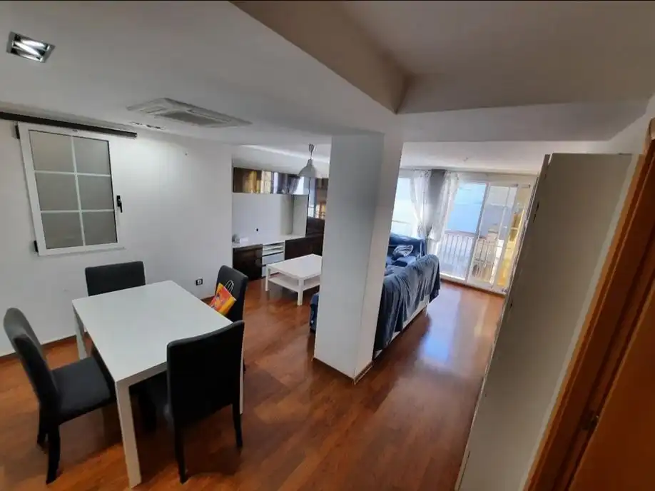 Piso de 200 m² en Paterna