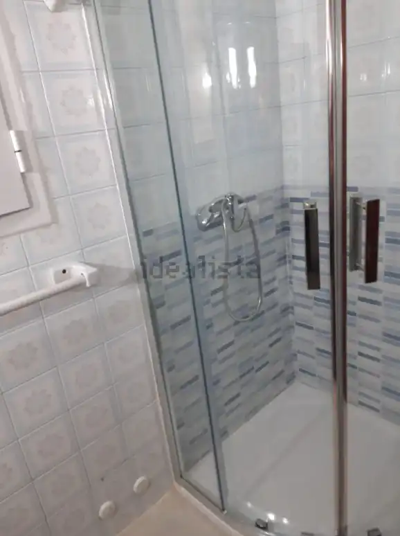 Piso de 90 m² en Granada