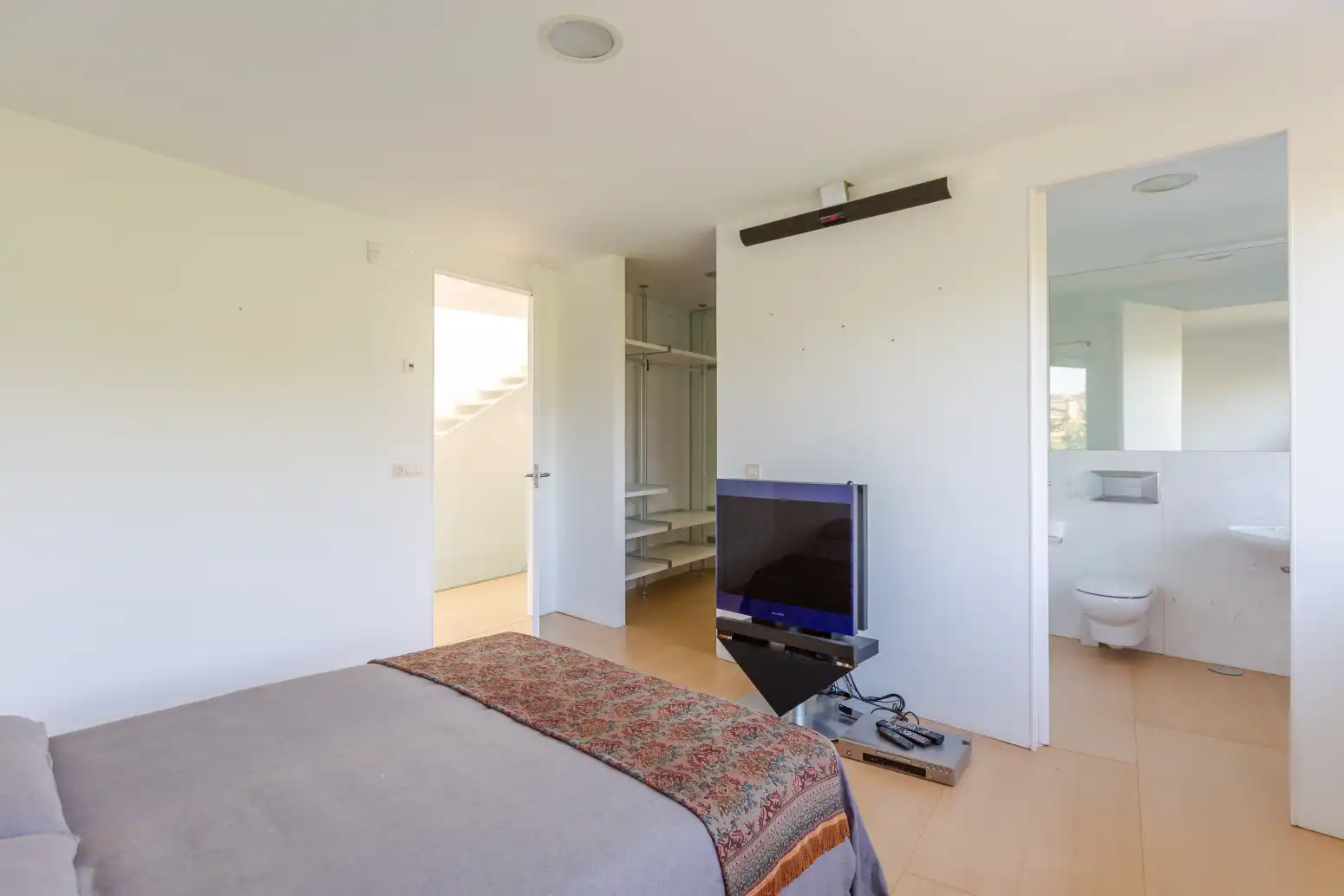 Pis de 338 m² a Valle de Egüés / Eguesibar